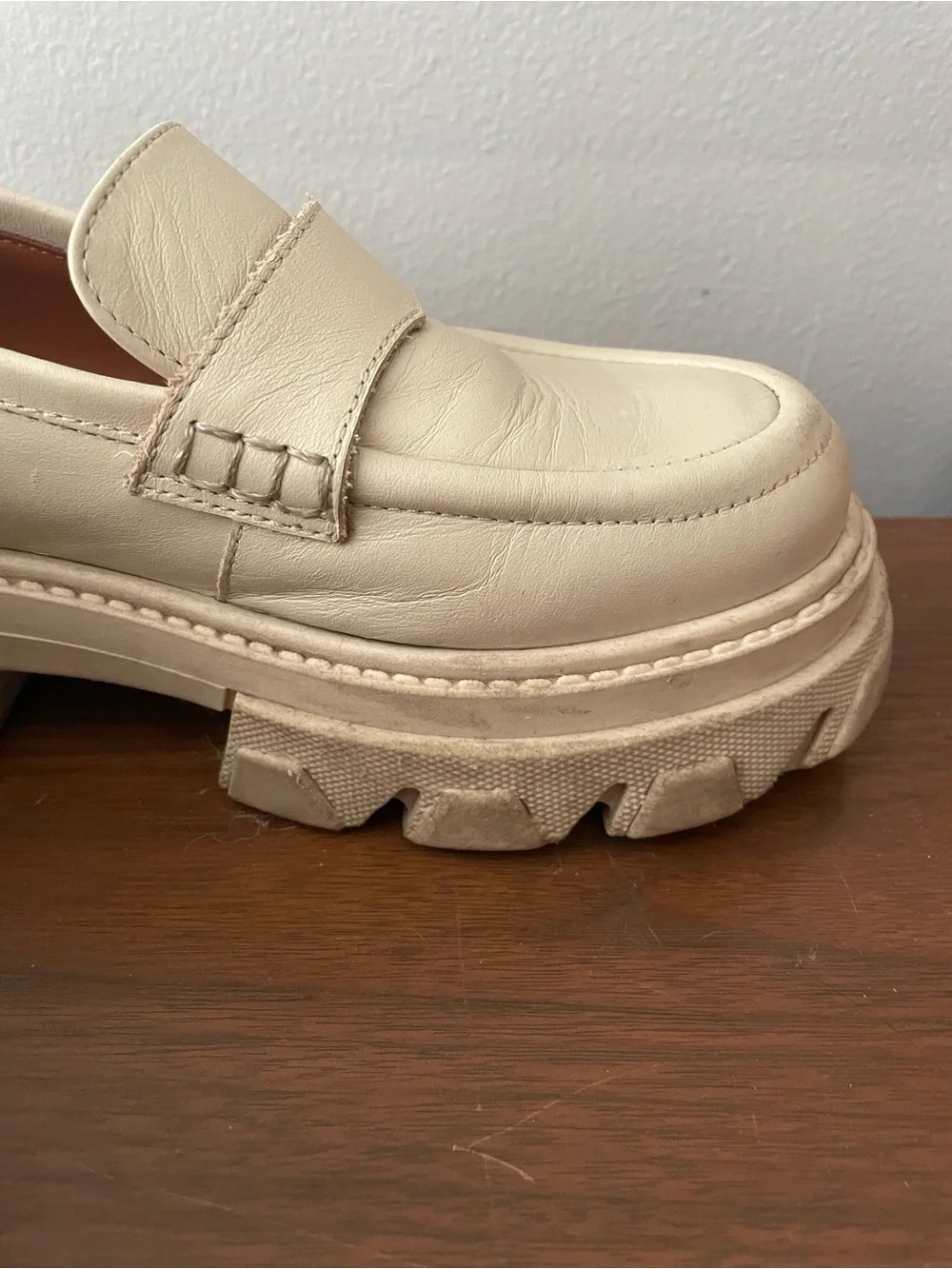 Alohas loafers